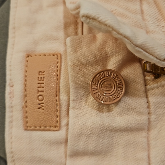 Mother Looker Ankle Step Fray - Picture 3 of 9